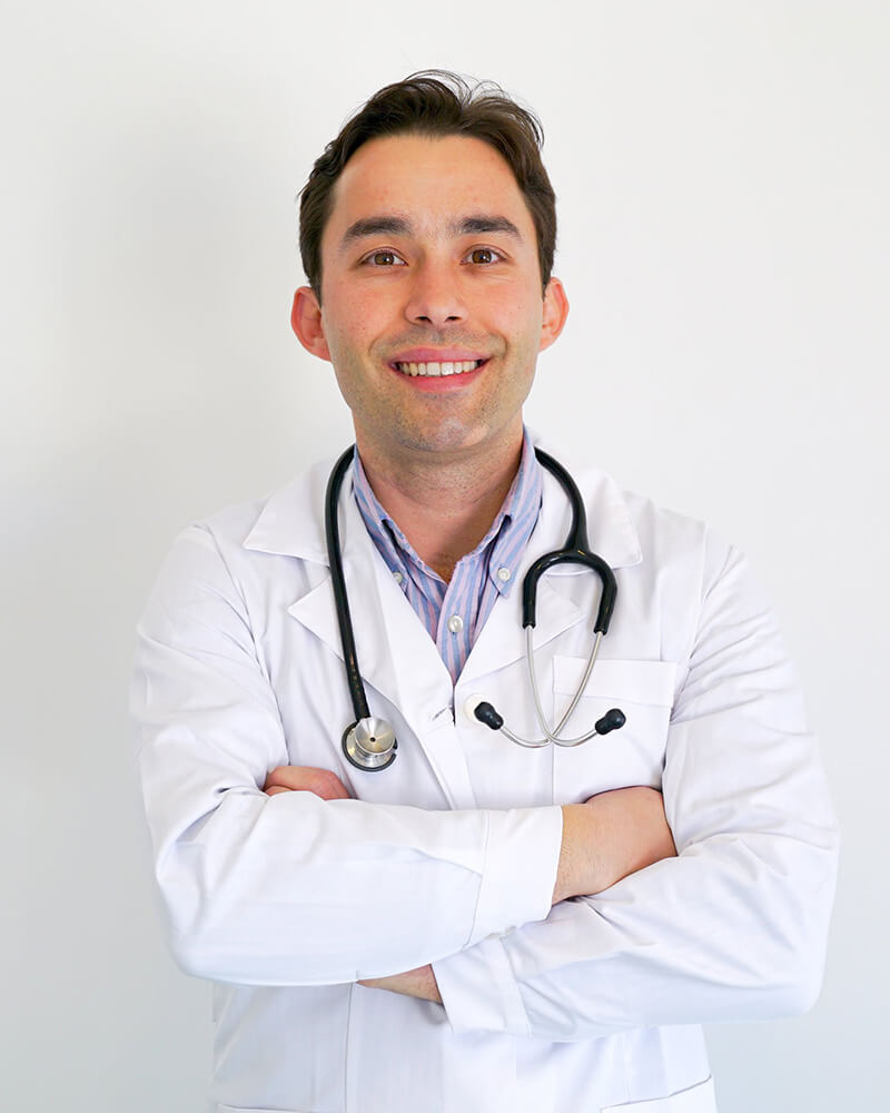 Dr. Emanuel Raposo